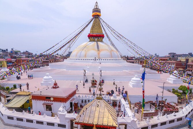 8 Days Tour in Nepal (4 Star Accommodation) - Thamel first night: the smooth start that matters