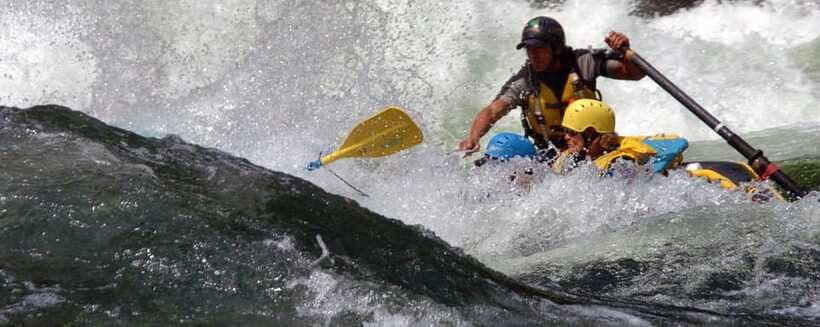 Beginner-Friendly Rafting Adventure on the Trishuli River - Lunchtime on a river beach: food with real scenery