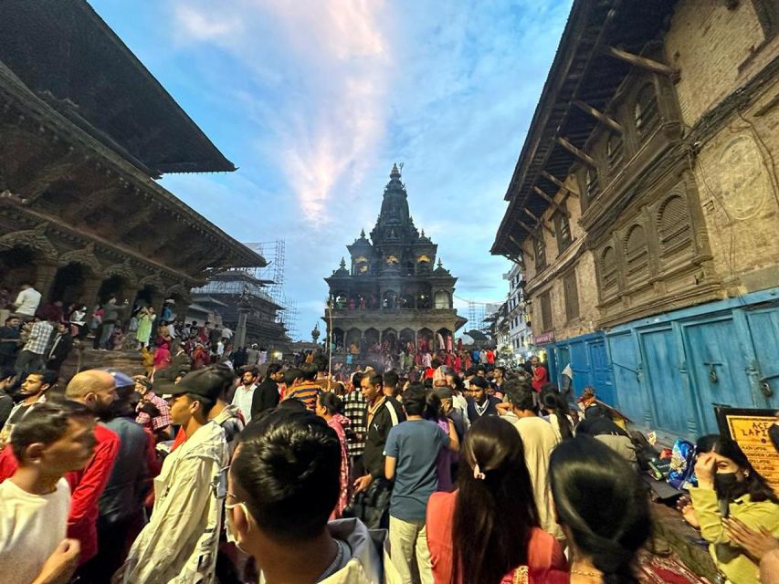 Best of Kathmandu : Private Guide, Car & Personalized Tour - Traditional Village Time and Arts and Crafts Markets
