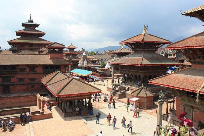Bhaktapur darbar, Patan Darbar square & Changu Narayan in 1 day - The guide and the private-group format: where the value really lives