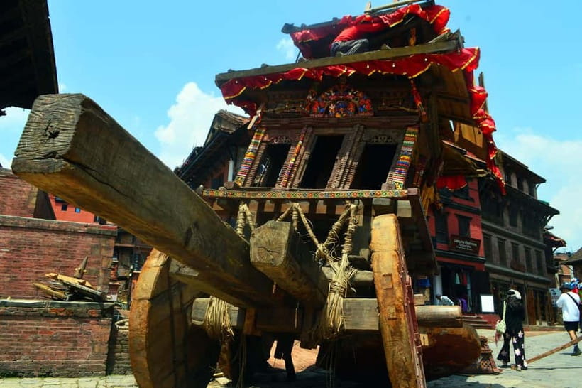 Bhaktapur Durbar Square 4-Hour Tour - Who this Bhaktapur Durbar Square tour suits best