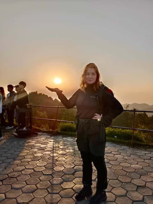 Bhaktapur & Nagarkot Day Tour with Lunch - Private/Group - Lunch: the included box is light, but it keeps the day moving