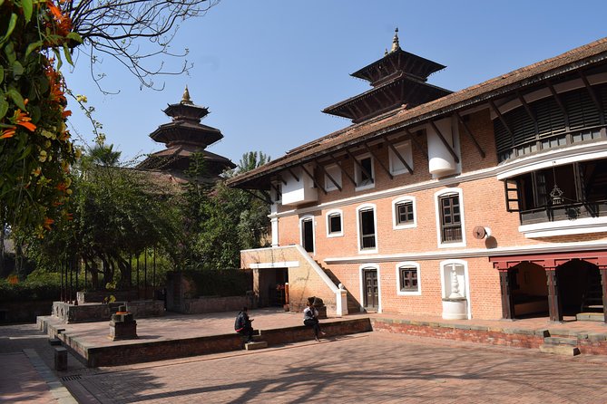 City tour of Bhaktapur and Patan Durbar Square - Walking into Bhaktapur Durbar Square: icons packed into an hour