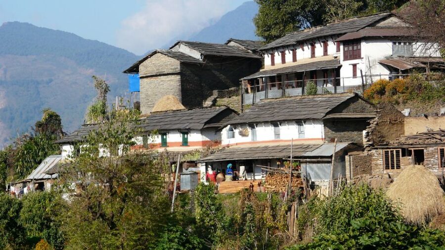 Day Hike at Annapurna Foothills - Kande to Australian Camp, ridge walking and Fishtail attention