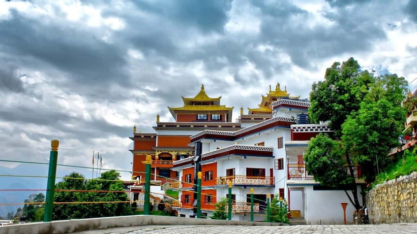Dhulikhel Namobuddha and Panauti a day Tour from Kathmandu - Dhulikhel: hilltop views and Newari architecture you can actually see