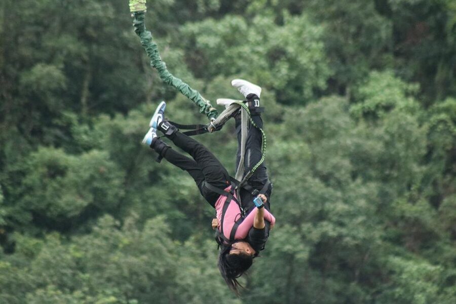 Double Dare: Tandem Bungee Adventure - The Briefing and Safety Check: Where You’ll Feel Confident