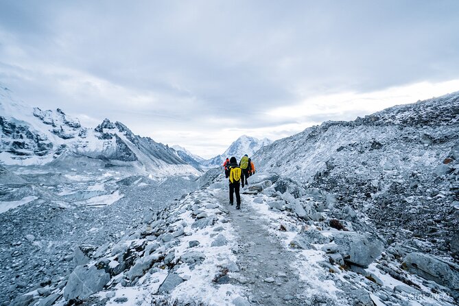 Everest Base Camp Trek 12 Days – Best Himalayan Adventure - From Kathmandu to Lukla: the first big hurdle is the flight day