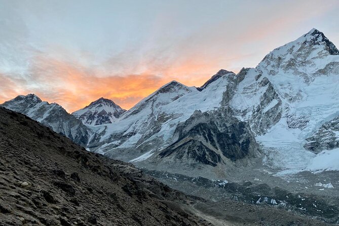 Everest Base Camp Trek with Helicopter Return from Gorakshep to Lukla - Food, filtered water, and the small comfort details that add up