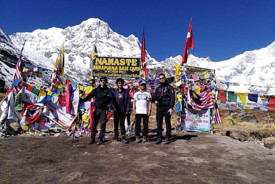 From Pokhara: 5-Day Annapurna Basecamp Trek with Hot Springs - Tea houses, meals, and what your daily rhythm will feel like