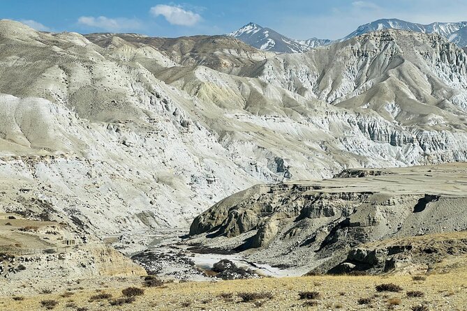 Jeep Trip to Upper Mustang - Jomsom and the One-Two Punch Return: Markets, Then Flight