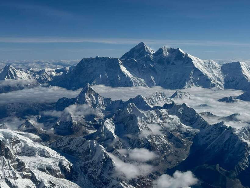 Kathmandu: 1-Hour Mount Everest Flight with Private Transfer - Your Itinerary, Step by Step: Photo Stops, Safety, and Scenic Pass-By