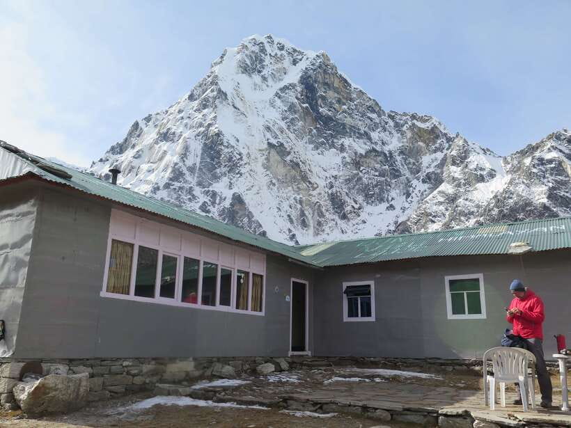 Kathmandu: 15-Day Everest Base Camp Trek with Guide - Price and Logistics: How $675 Stacks Up, After You Add Flights and Meals