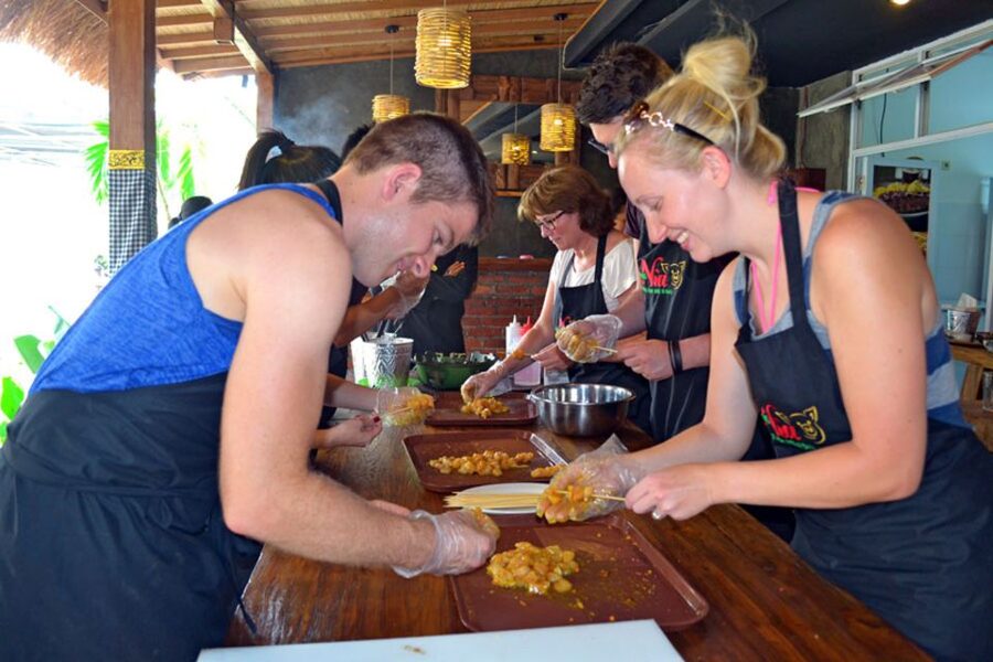 Kathmandu: 3-Hours of Cooking Class with Meals - Getting Picked Up in Kathmandu Without Stress