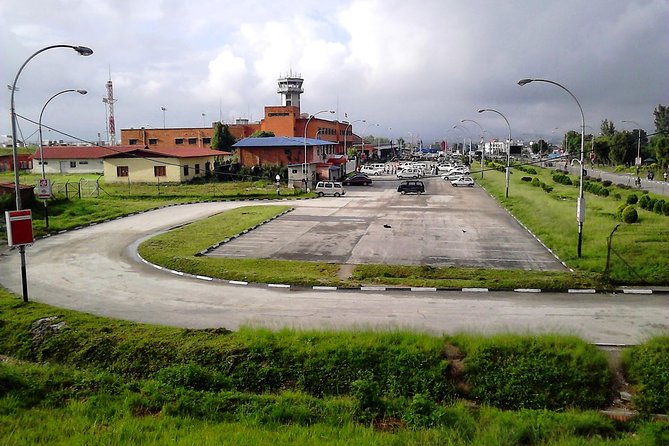 Kathmandu Airport Departure Transfer – Easy, Safe & Hassle-Free - The Ride Comfort: A/C, Water, and Less Luggage Stress