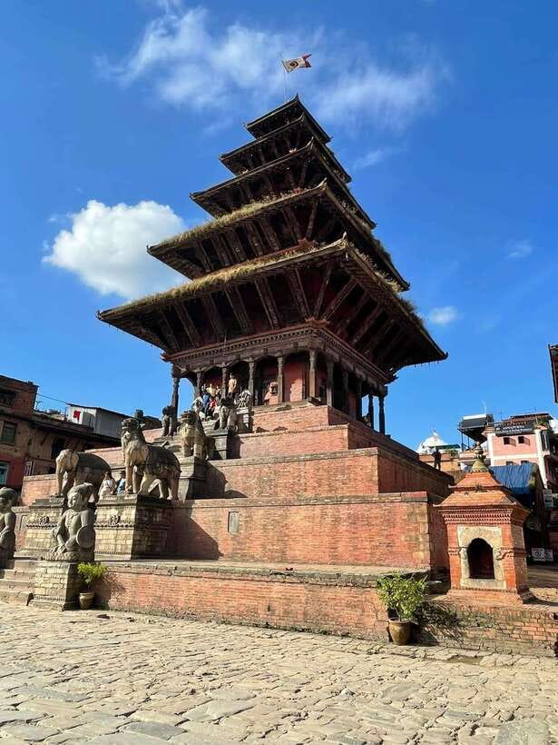 Kathmandu: Bhaktapur and Nagarkot Sunrise to Sunset Tour - From Kathmandu Pickup to Bhaktapur and Nagarkot