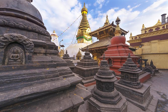 Kathmandu city tour - 4 UNESCO World Heritage Sites - Entering Kathmandu Durbar Square and Hanuman Dhoka