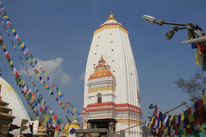 Kathmandu Day Tour - Stop 2, Swayambhunath: the Buddhist hilltop and the valley view reset