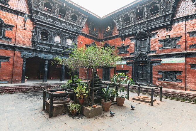 Kathmandu Full Day Sightseeing Tour - Stop 1, Swayambhunath: a west-side viewpoint with UNESCO weight