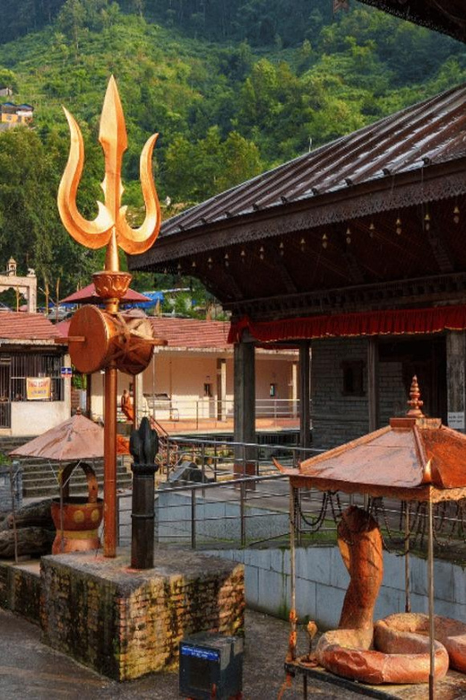 Kathmandu: Nagarkot, Bhaktapur, Doleswor & Sanga Statue Tour - Should you book this Kathmandu: Nagarkot, Bhaktapur, Sanga, Doleshwor tour?