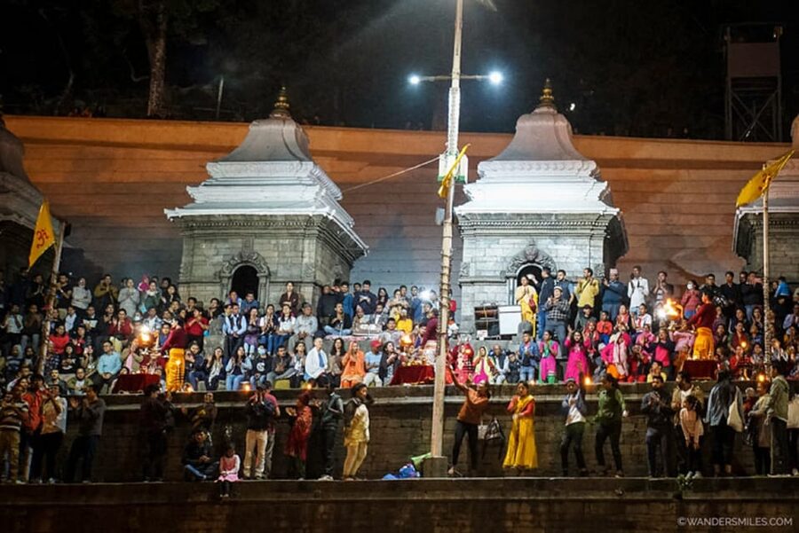 Kathmandu: Pashupatinath Temple Aarti Night Tour - Arya Ghat Cremations: Moving to Watch, Important to Understand
