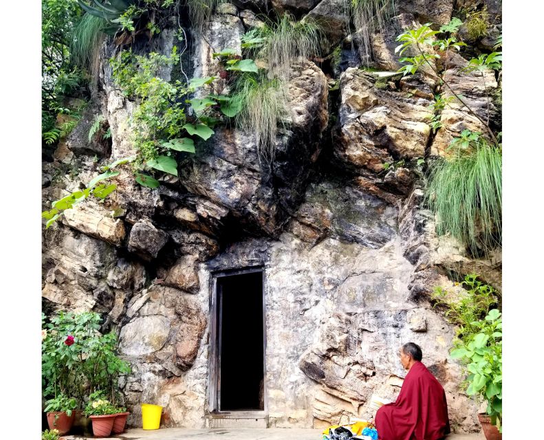 Kathmandu: Pharping, Dakshinkali and Chobhar Tour with Lunch - Gorakhnath Temple: Nath practice in the middle of the circuit