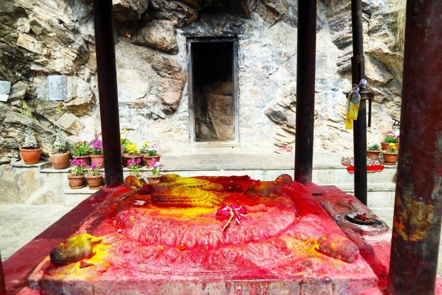 Kathmandu: Pharping, Dakshinkali and Chobhar Tour with Lunch - Lunch that actually fits the day: filling, not rushed