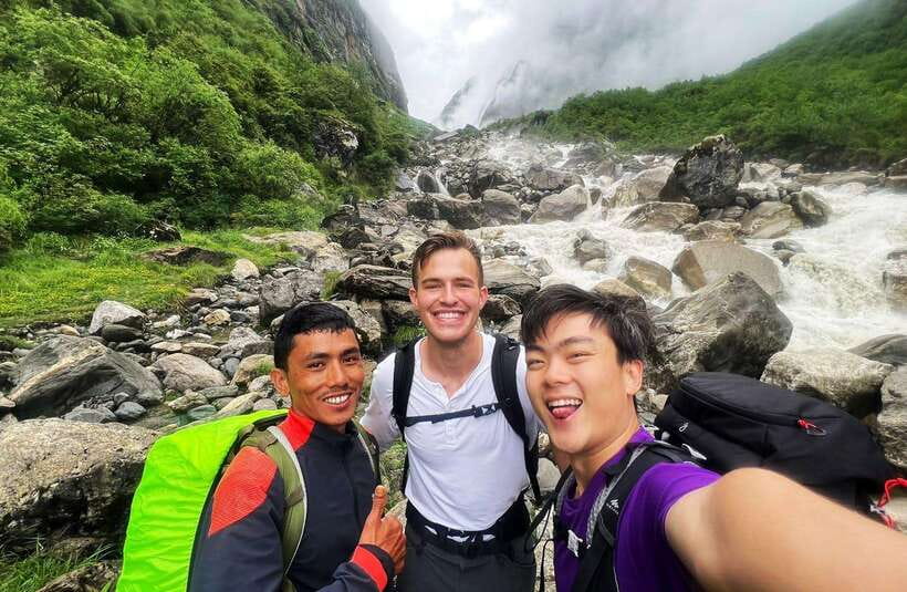 Kathmandu/Pokhara: 5-Day Annapurna Base Camp (ABC) Trek - Day 3: Deurali to Annapurna Base Camp via Machhapuchhre Base Camp valley