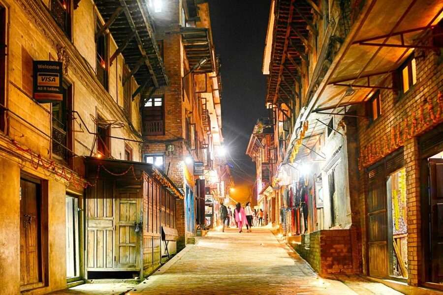 Kathmandu: Private Bhaktapur and Patan Sightseeing Tour - Patan Durbar Square: Red Bricks, Malla Royal Power, and the Krishna Mandir