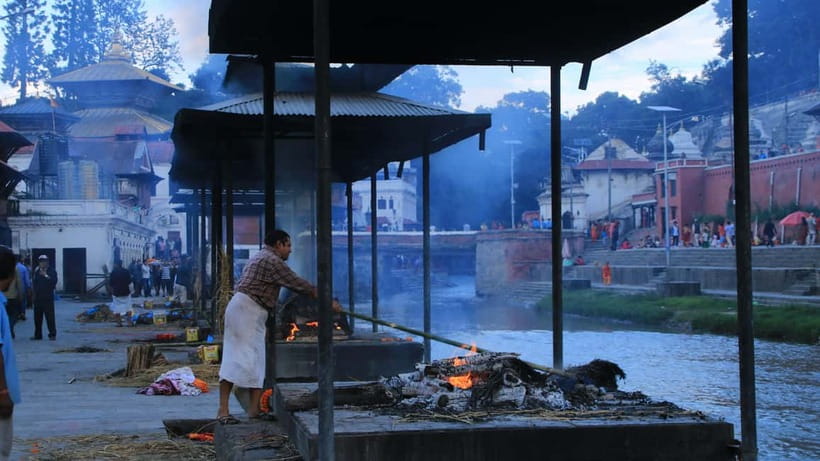 Katmandu: Pashupatinath Open Cremation & Evening Aarati - Price and value around $27: what you get, what you do not, and how to plan around it