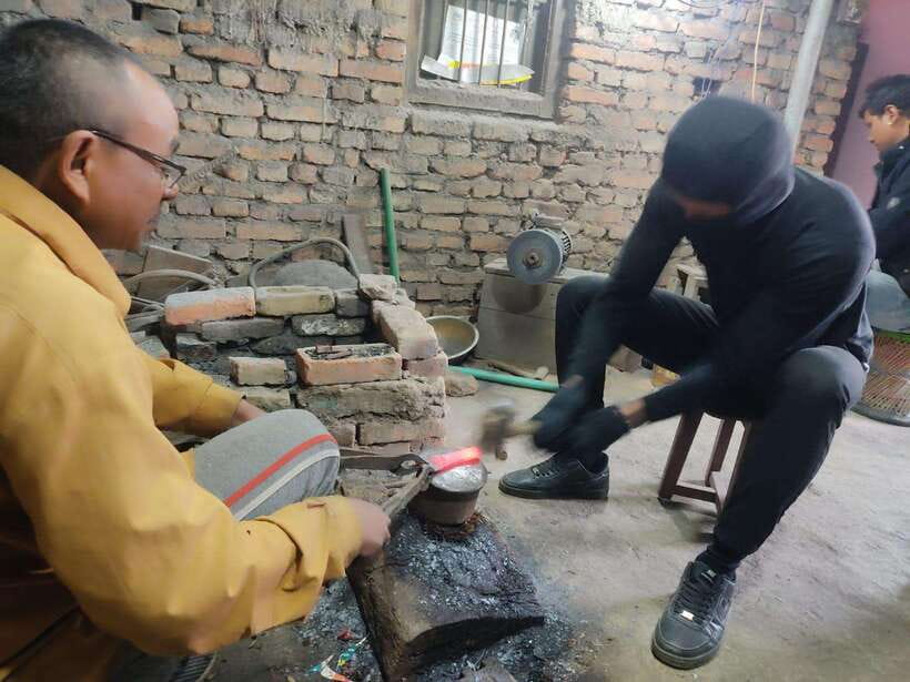 Knife Khukuri Making Workshop - 4 hours of work: hammering, early grinding, and your own handle