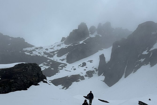 Makalu Base Camp Trek - Guides, Insurance, and the Team Feel