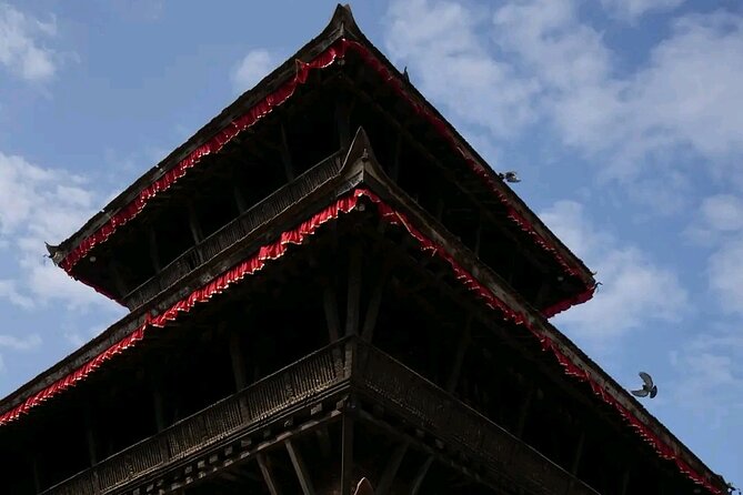 Nagarkot Sunrise with Oldest Temple Visit from KTM - The human side: guides that make the views and carvings click
