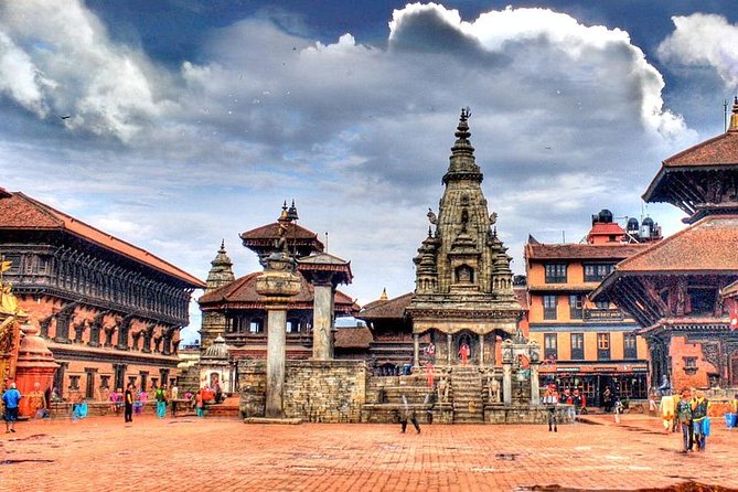 Nagarkot sunrise with trip to Changu Narayan Temple and Bhaktapur Durbar Square - Nagarkot at 4:30 am: the thrill of real sunrise timing