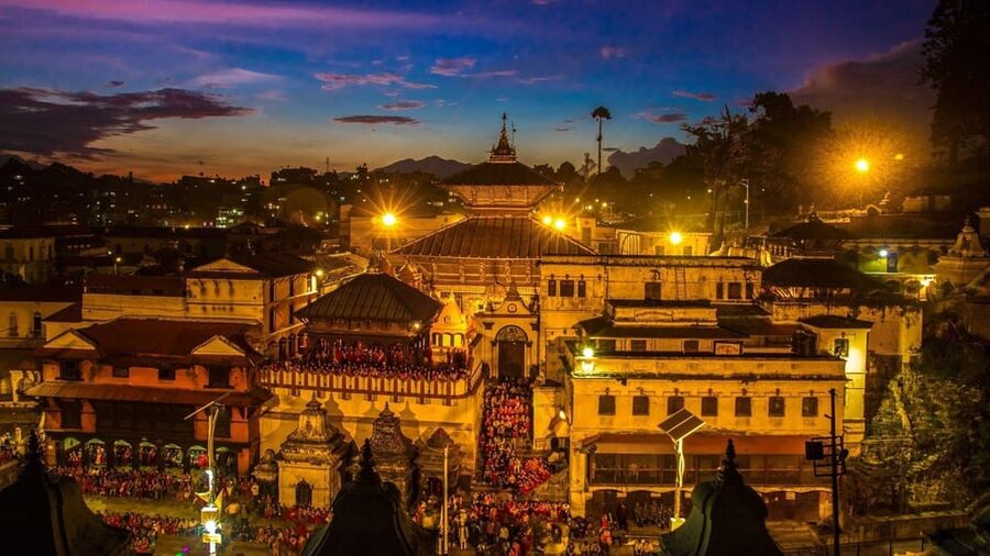 Pashupatinath: Evening tour of temple and Aarati ceremony - Who this tour suits best, and who should think twice