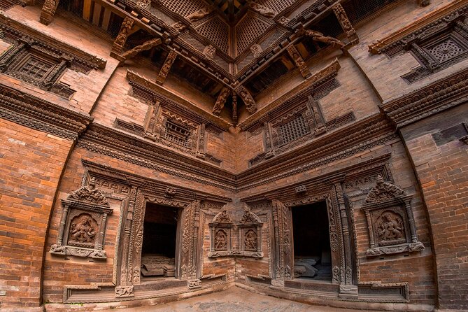 Patan Heritage Tour - Private/Small Group - Ganesh Mandir on the way to the Golden Temple