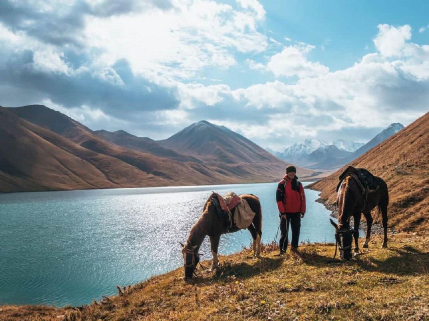 Pokhara: 1-Hour Horseback Ride with Hotel Pickup - What to bring so you do not waste time