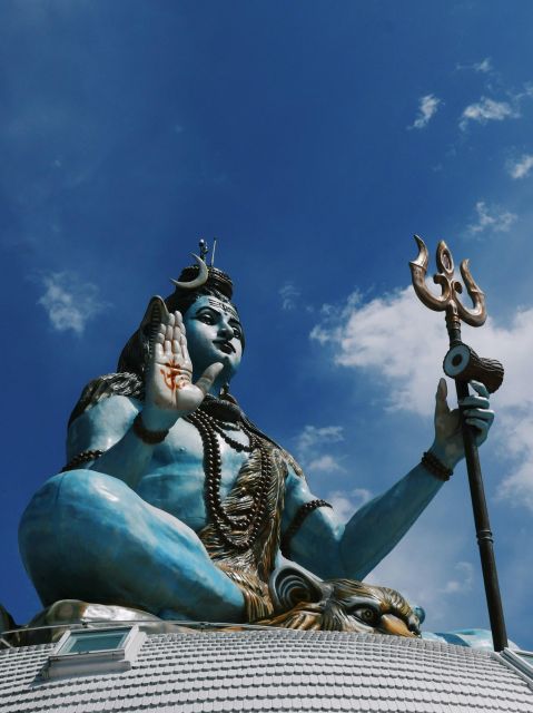 Pokhara Day Bus Sightseeing 8 points - World Peace Pagoda Over Phewa Lake and Toward Annapurna