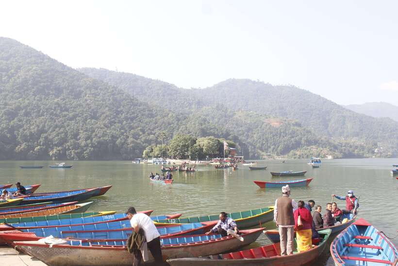 Pokhara: Full-Day Sharing Bus Tour on 7 Iconic Destination - World Peace Stupa: why you stop before the caves