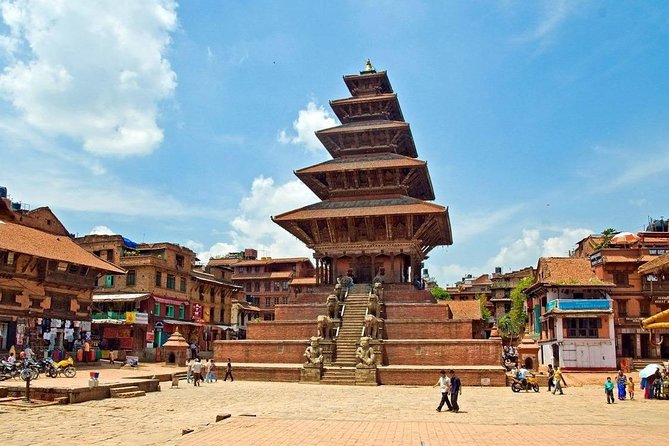 Private Bhaktapur and Nagarkot Day Tour From Kathmandu - The shift to Nagarkot: views, weather, and the view tower reality