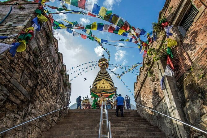 Private Full-Day Kathmandu All 7 UNESCO World Heritage Sites Tour - Bhaktapur Durbar Square: 90 minutes for the royal core