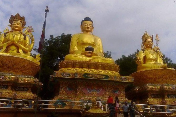 Private Kathmandu Valley Sightseeing Tour Including Lunch - Stop 1: Kathmandu Durbar Square, Courtyards, and the Kumari Connection