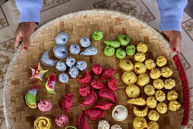 Rainbow Mo:Mo - A 2-hour momo-making class with a queer-forward twist