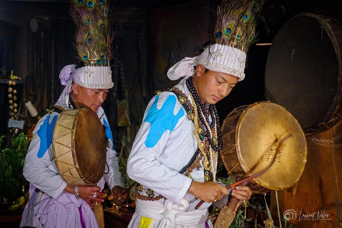 Shamanism Tour in Nepal - One-to-one Consultation with Sharmans - The walking intro, and how Siddartha prepares you for the room